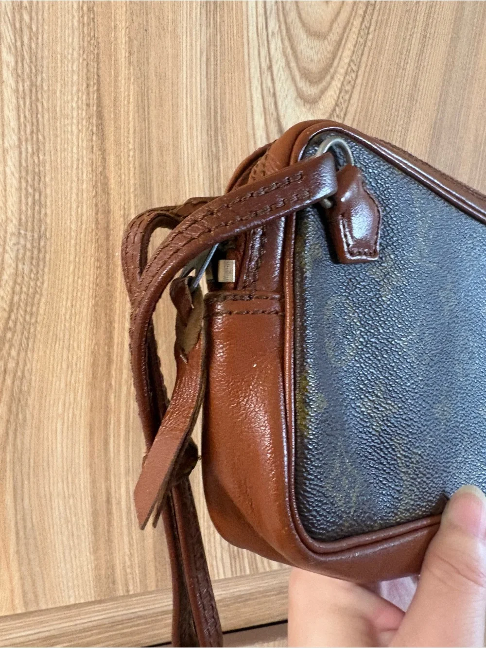 Authentic Louis Vuitton Monogram Pochette Marly Vintage